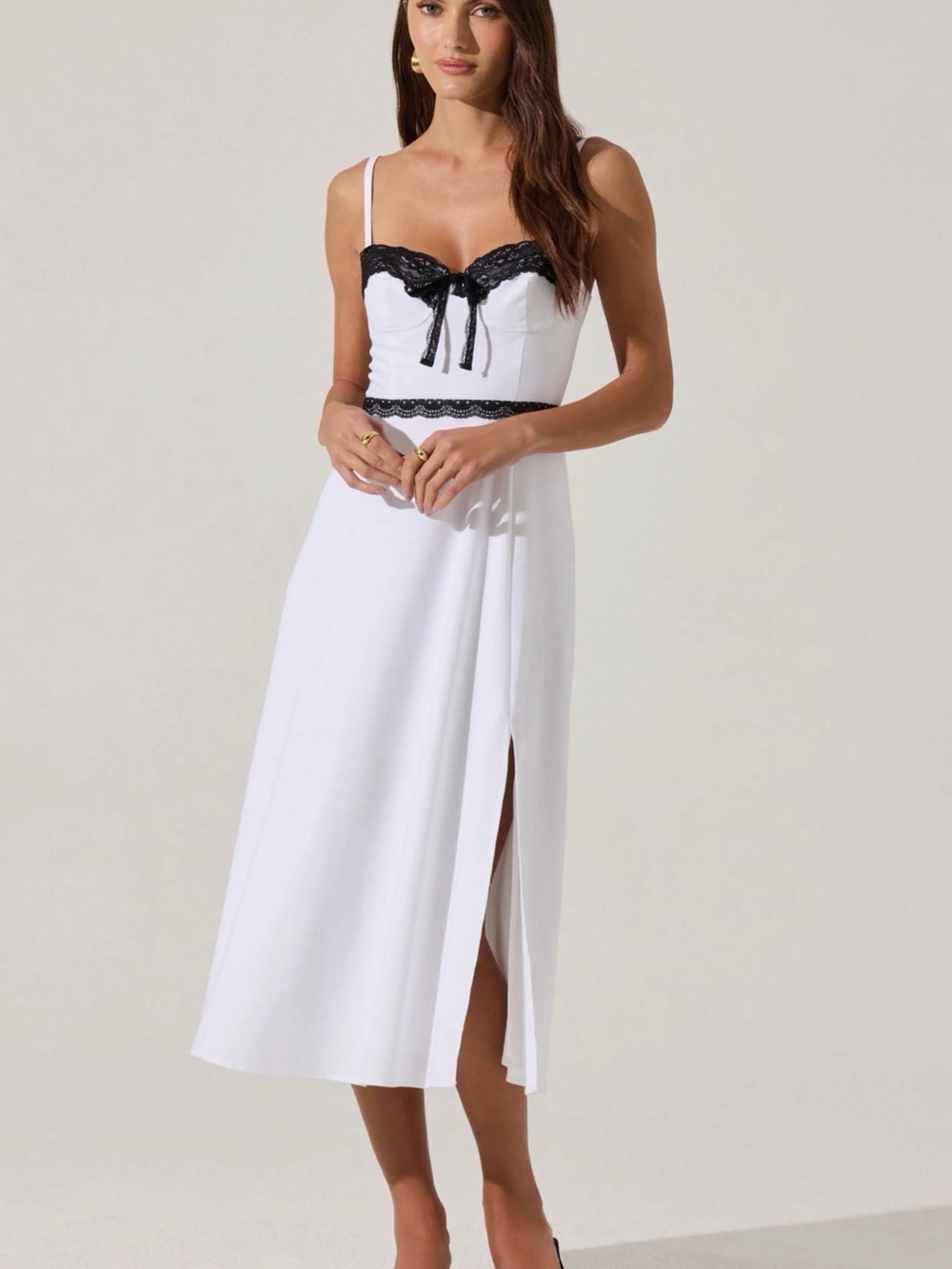 Astr The Label Contrast Lace Bustier Midi Dress